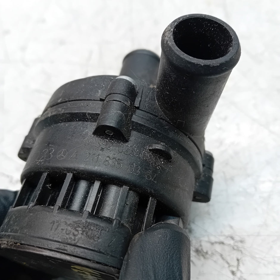 MERCEDES BENZ  C/E-CLASS W211 ELECTRIC COOLANT WATER PUMP A2118350364 FM001470
