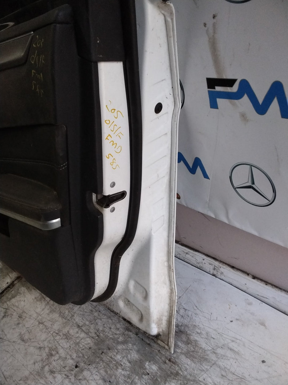 MERCEDES BENZ   E-CLASS W212  DRIVER FRONT DOOR OSF WHITE 2009-16  FMD585