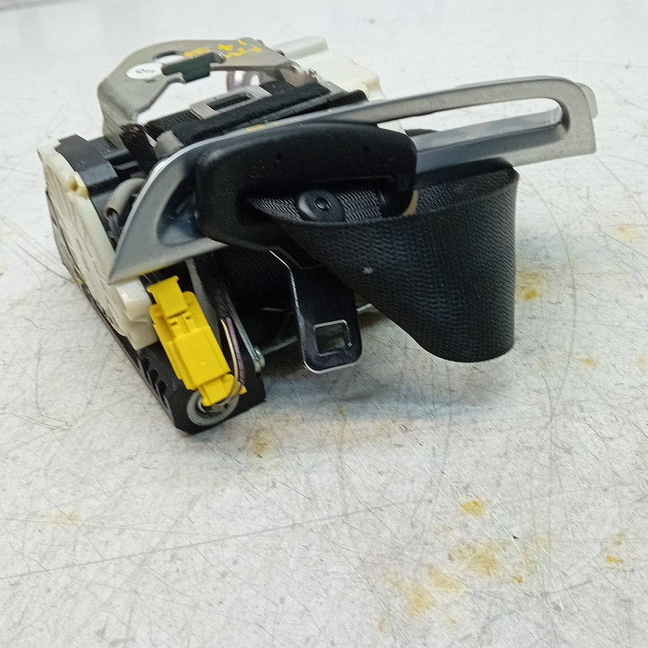 MERCEDES S-CLASS W222 PASSENGER LEFT SEAT BELT BLACK A2228600785 2015 FM001452