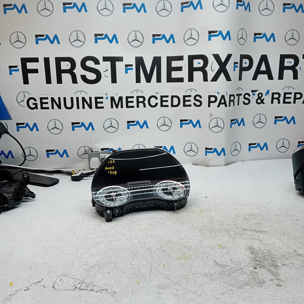 MERCEDES A-CLASS W176 SPEEDOMETER INSTRUMENT CLUSTER BLACK A1769003403 FM001503