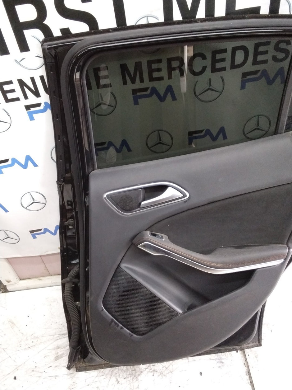 MERCEDES BENZ GLA X156 DRIVER REAR DOOR OSR BLACK 2014-16 COMPLETE FMD332
