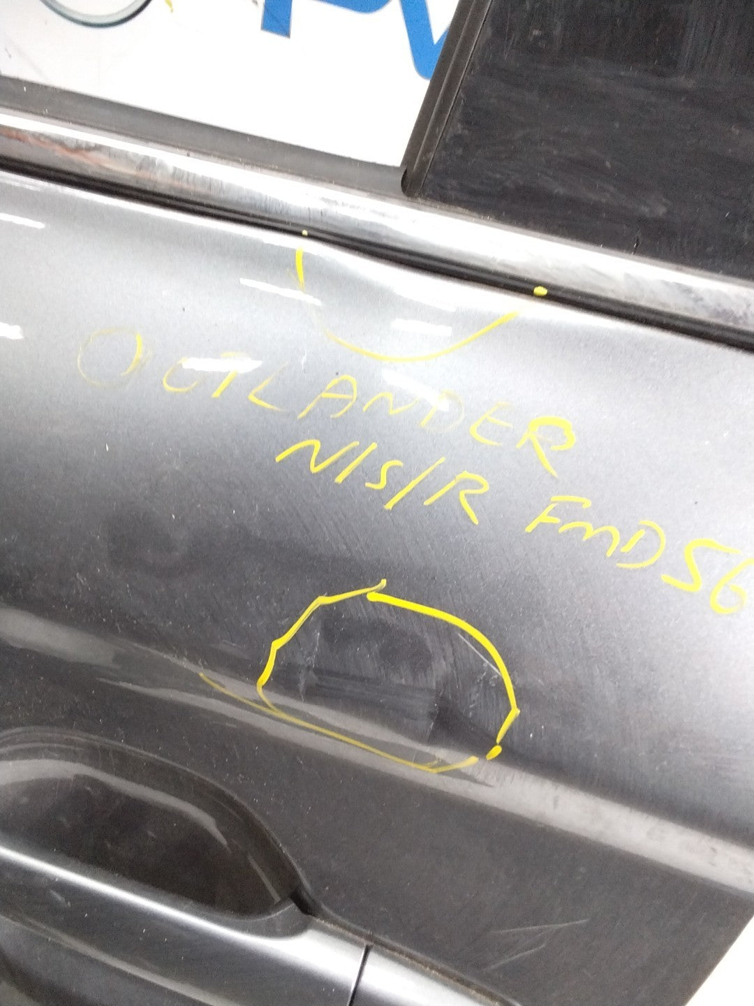 MITSUBISHI OUTLANDER PASSENGER REAR DOOR NSR GREY  FMD564