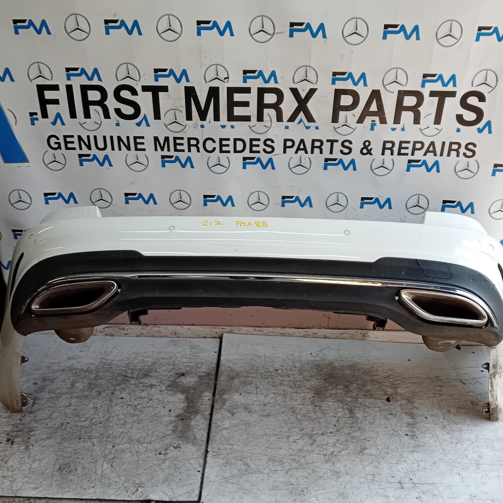 MERCEDES E-CLASS W212 ESTATE REAR BUMPER WHITE 2016 ON A2128853238 FMX88