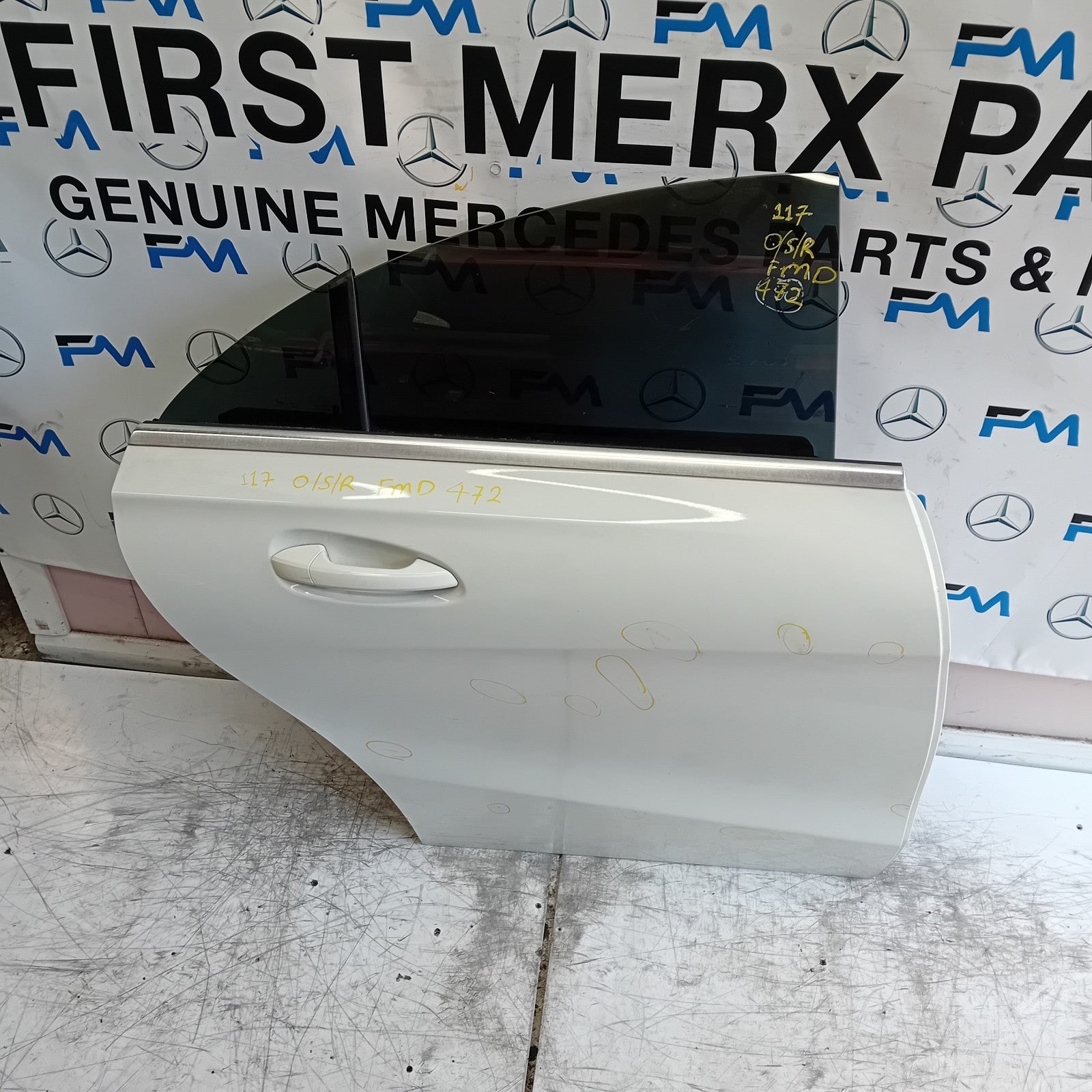 MERCEDES CLA W117 DRIVER REAR DOOR OSR WHITE 2014 COMPLETE FMD472