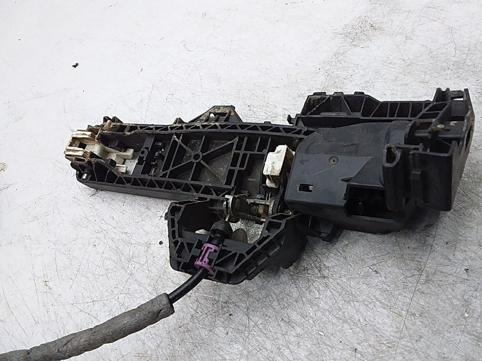 MERCEDES E-CLS C207 COUPE DRIVER FRONT DOOR LOCK MECHANISM  A2077601440 FMR291