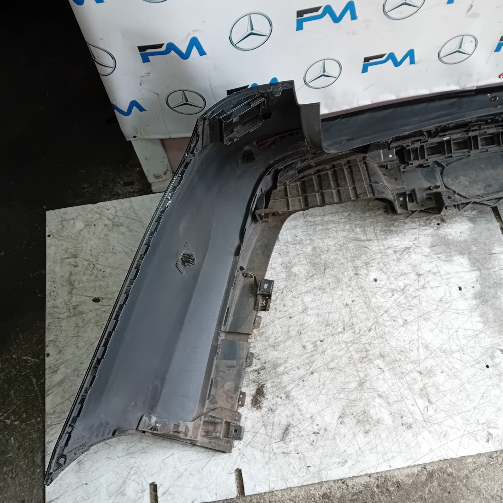 MERCEDES E-CLASS W213 BLACK REAR BUMPER ESTATE 2016 ON A2138850301 FMX93