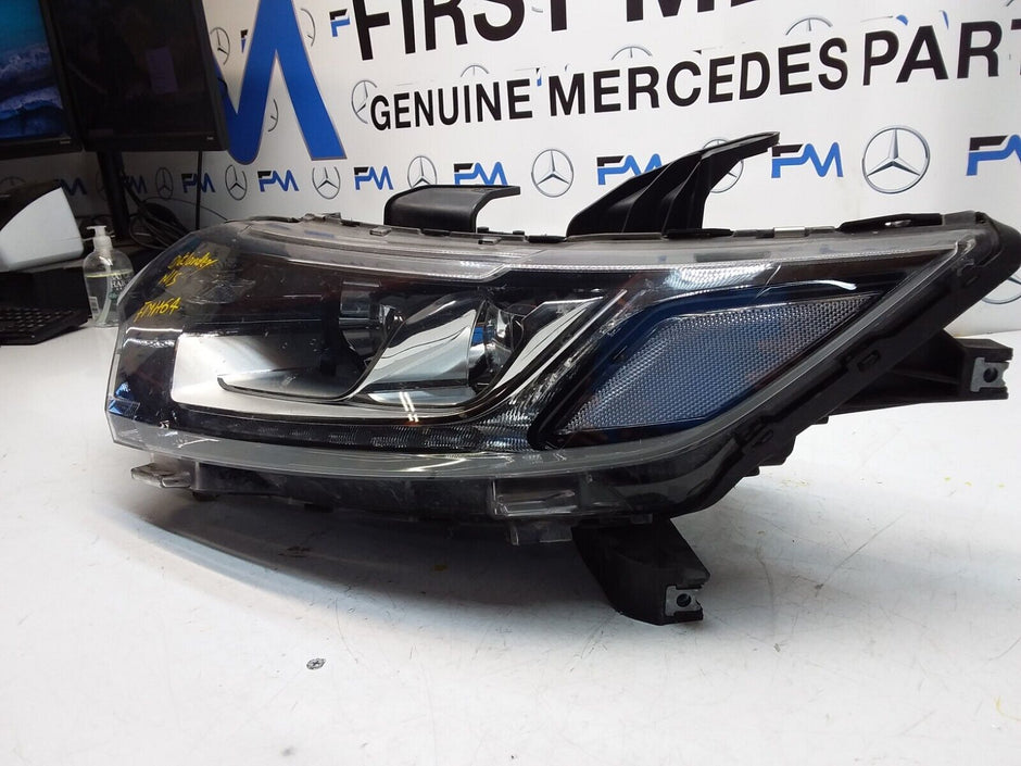 MITSUBISHI OUTLANDER MK3 2015 HEADLIGHT  PASSANGER SIDE LEFT L0094N087W FMH64