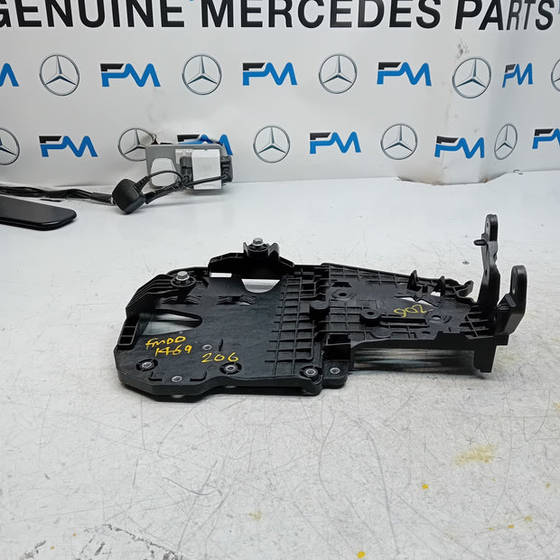 MERCEDES C-CLASS W206 PARKING SENSOR CONTROL UNIT HOLDER A2065451000 FM001469