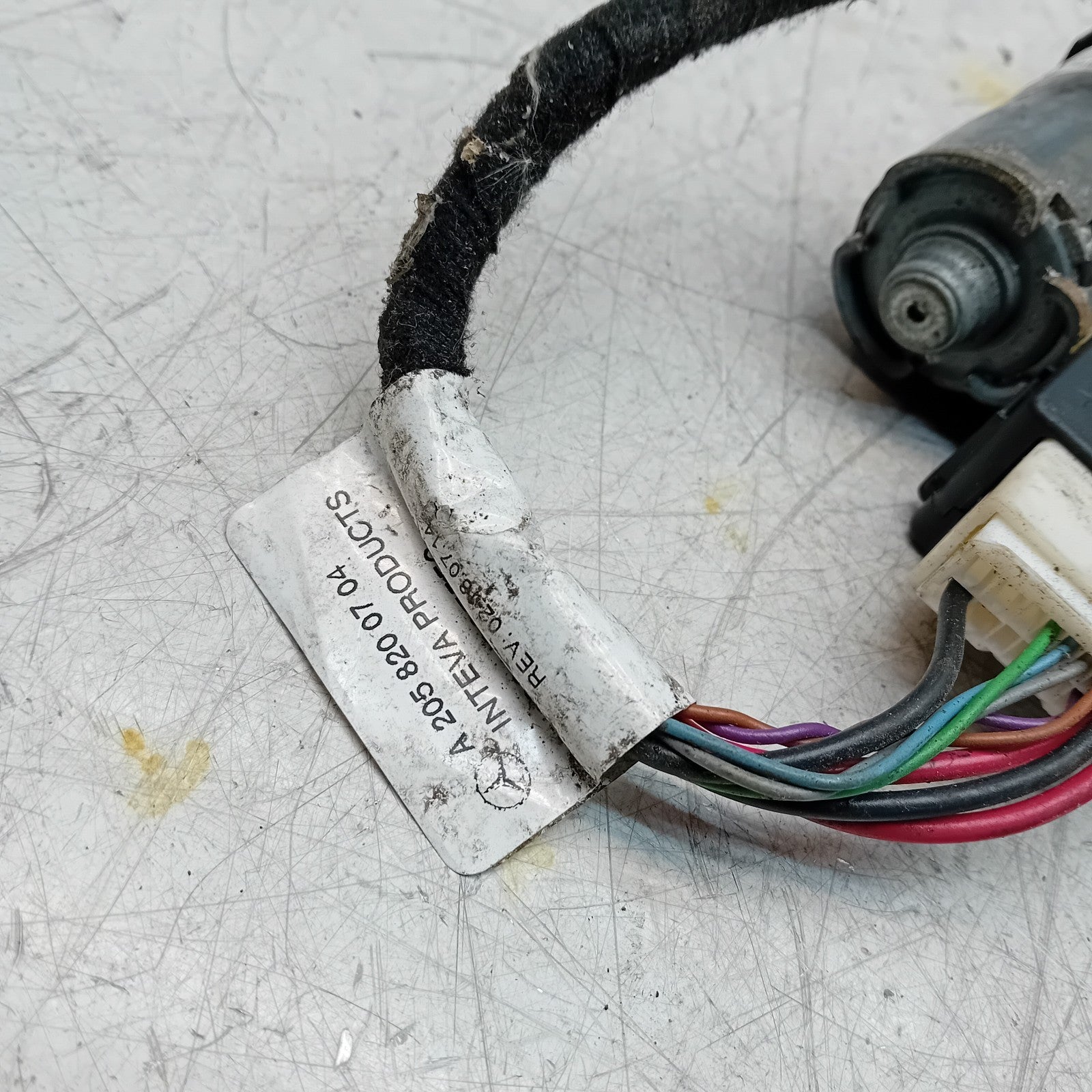 MERCEDES BENZ C-CLASS W205  SUNROOF MOTOR 2014 ON A2059001024  FM001467