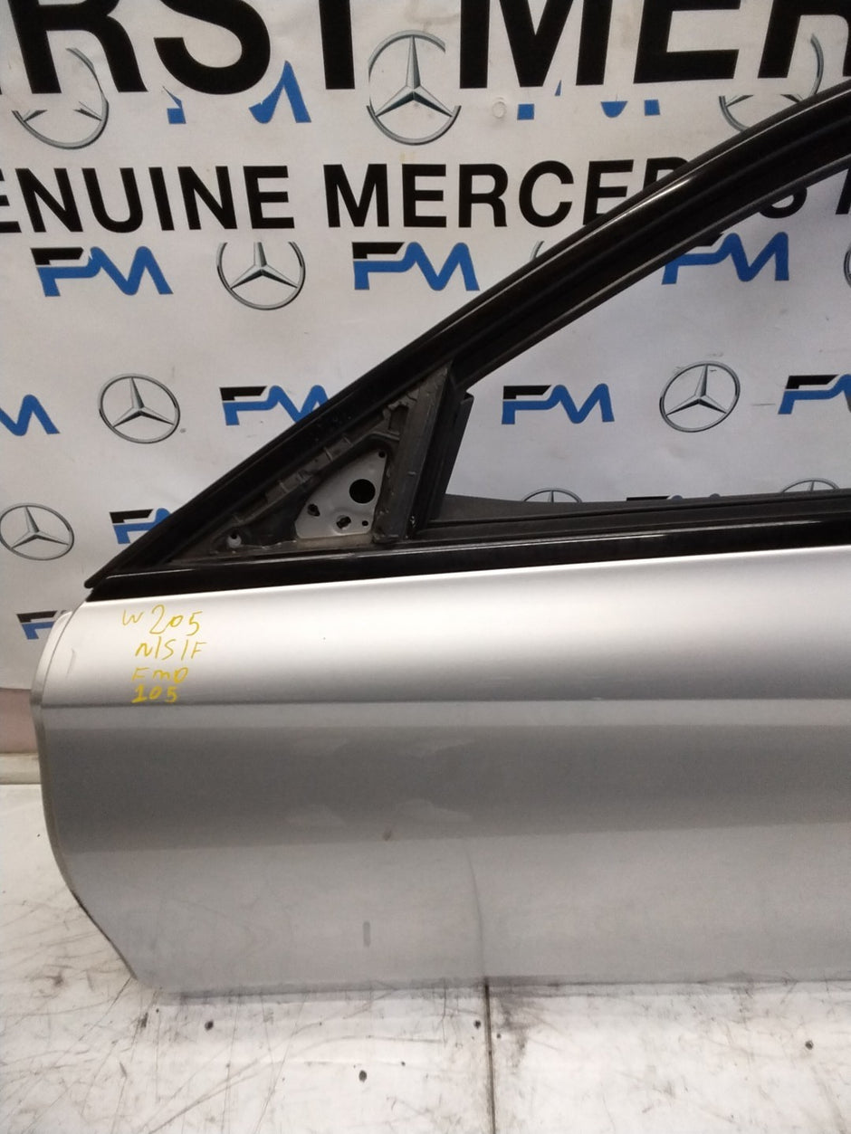 MERCEDES C-CLASS W205 PASSENGER SIDE FRONT DOOR N/S/F COMPLETE SILVER FMD105