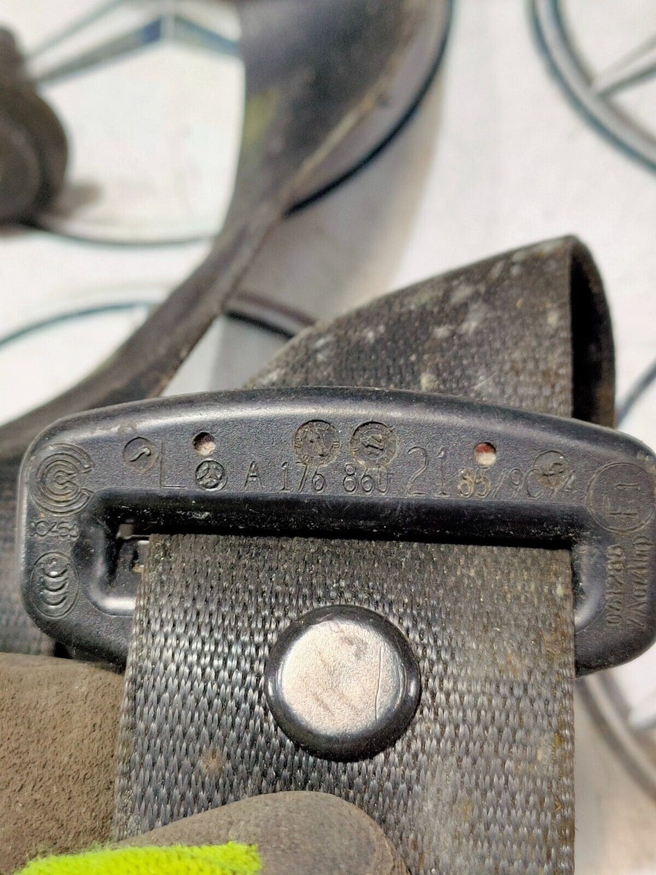 MERCEDES A-CLASS W176 FRONT LEFT PASSENGER SIDE SEAT BELT A1768602185 2012-2017