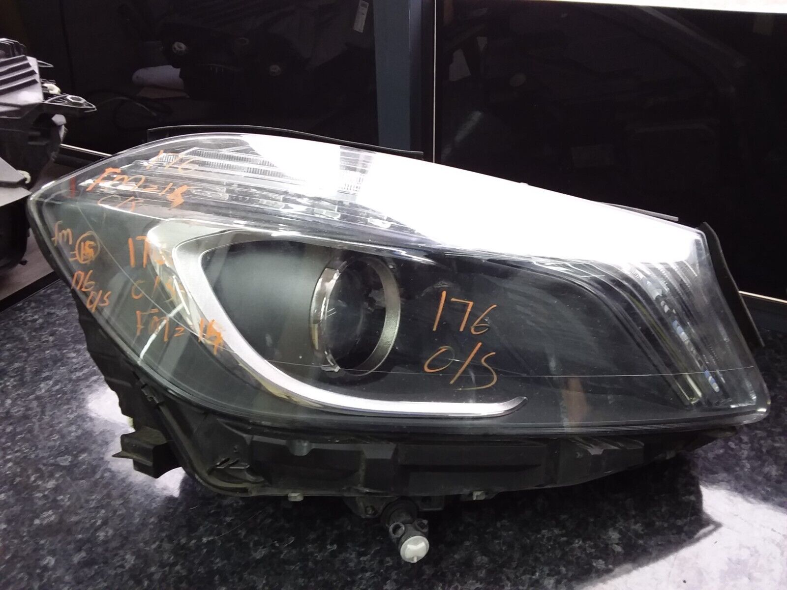 2013 MERCEDES A CLASS W176 O/S Driver Right Front Headlight A1768203061 FM14