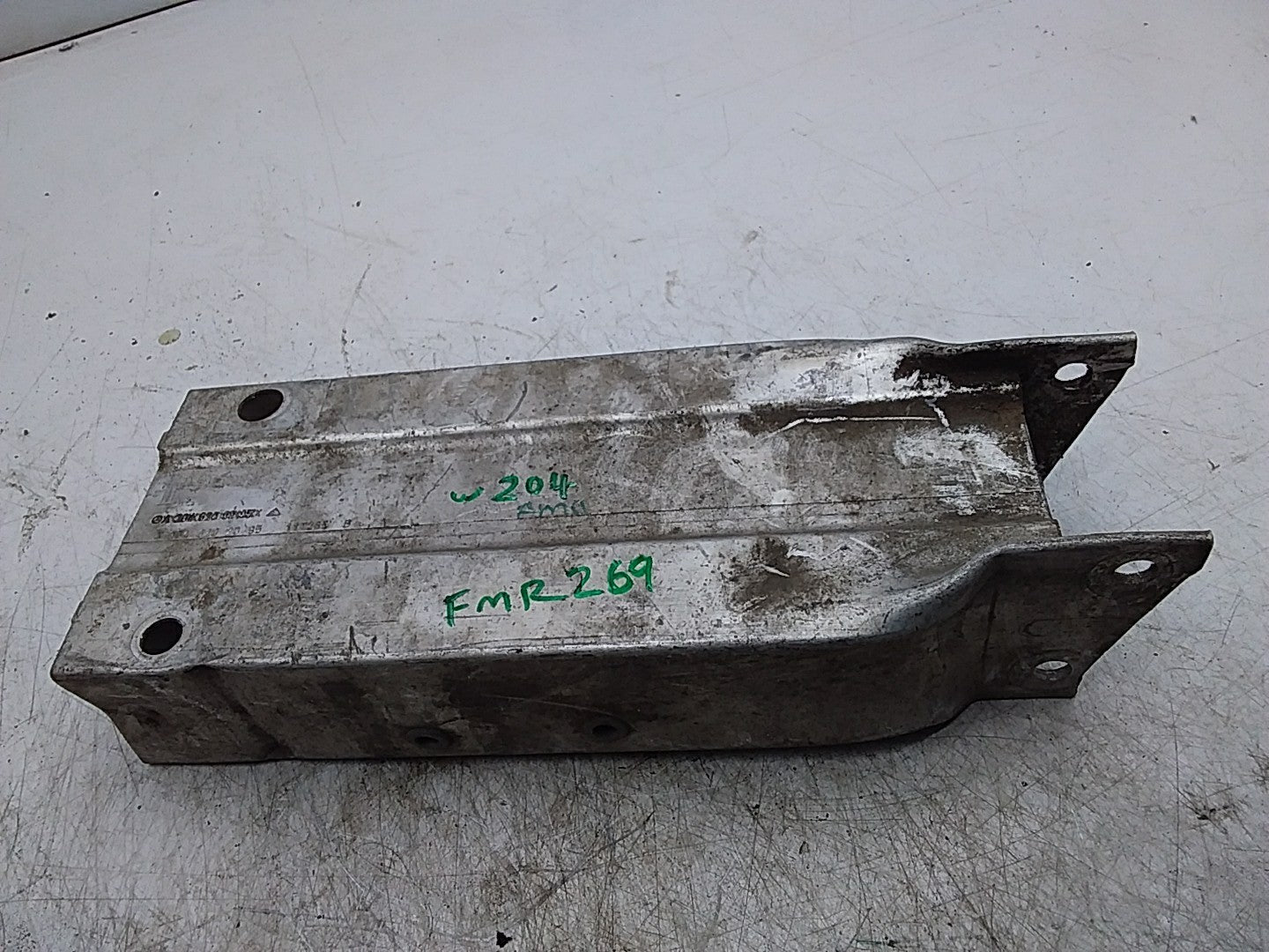 MERCEDES C-CLASS W204 ABSORBER BAR REINFORCEMENT RIGHT SIDE A2046202095 FMR269