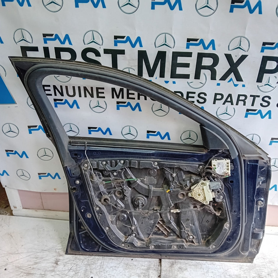 MERCEDES C-CLASS W205 PASSENGER FRONT DOOR NSF BLUE 2014 ON FMD230