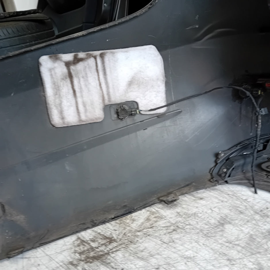 MERCEDES E-CLASS W213 ESTATE REAR BUMPER 2016 A2138852225 BLACK COMPLETE FMX102
