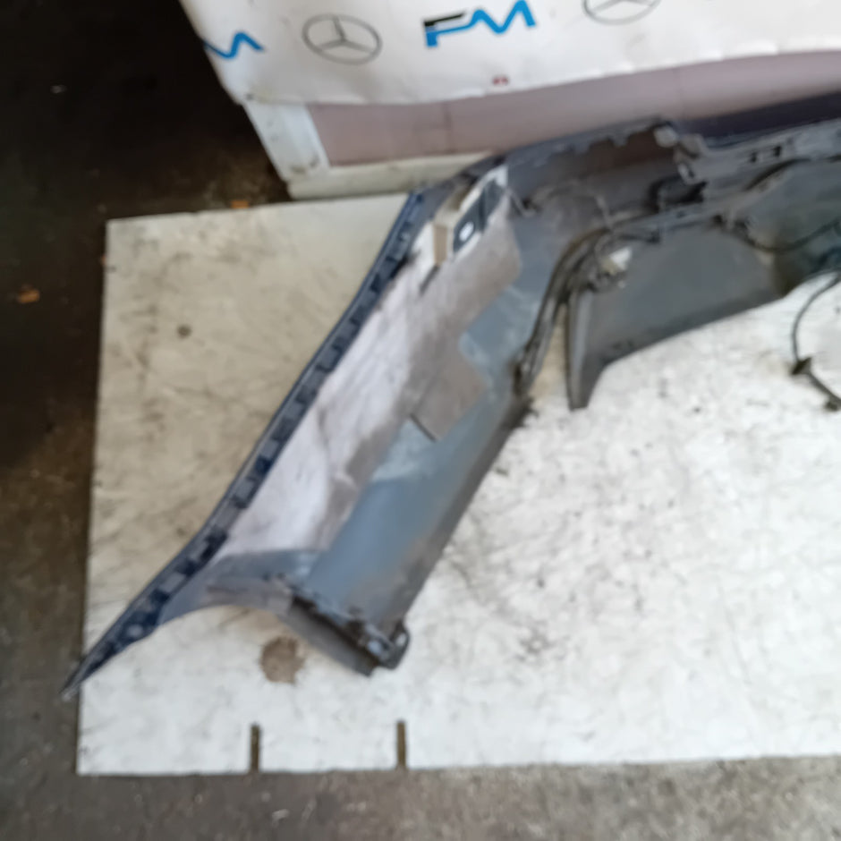 MERCEDES BENZ C-CLASS W204  REAR BUMPER A2048850438 2016 WHITE COMPLETE FMX163
