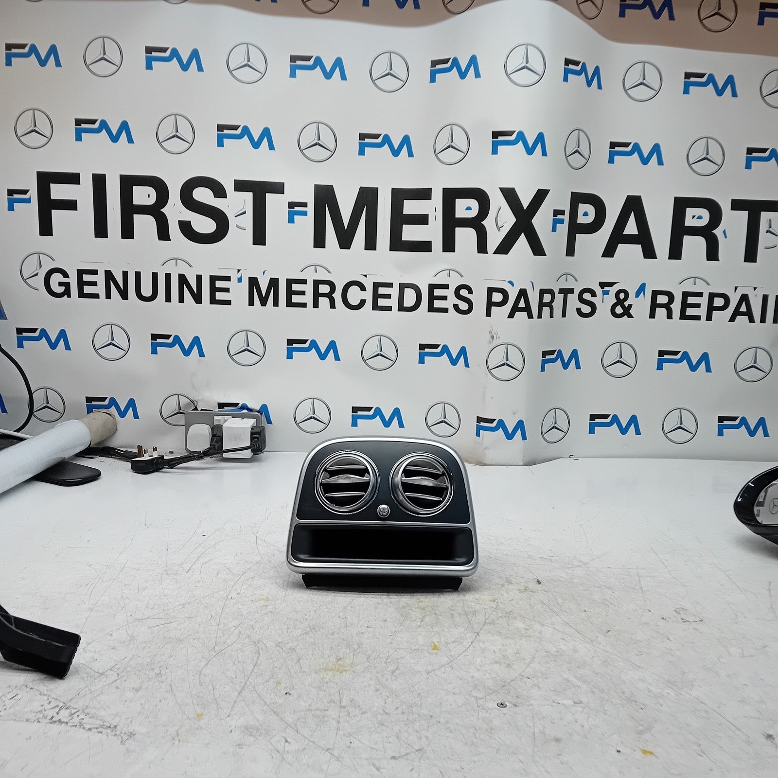 MERCEDES E-CLASS W222 HEAT CONTROL PANEL WITH 2 VENT A2226830091 2014 FM001482