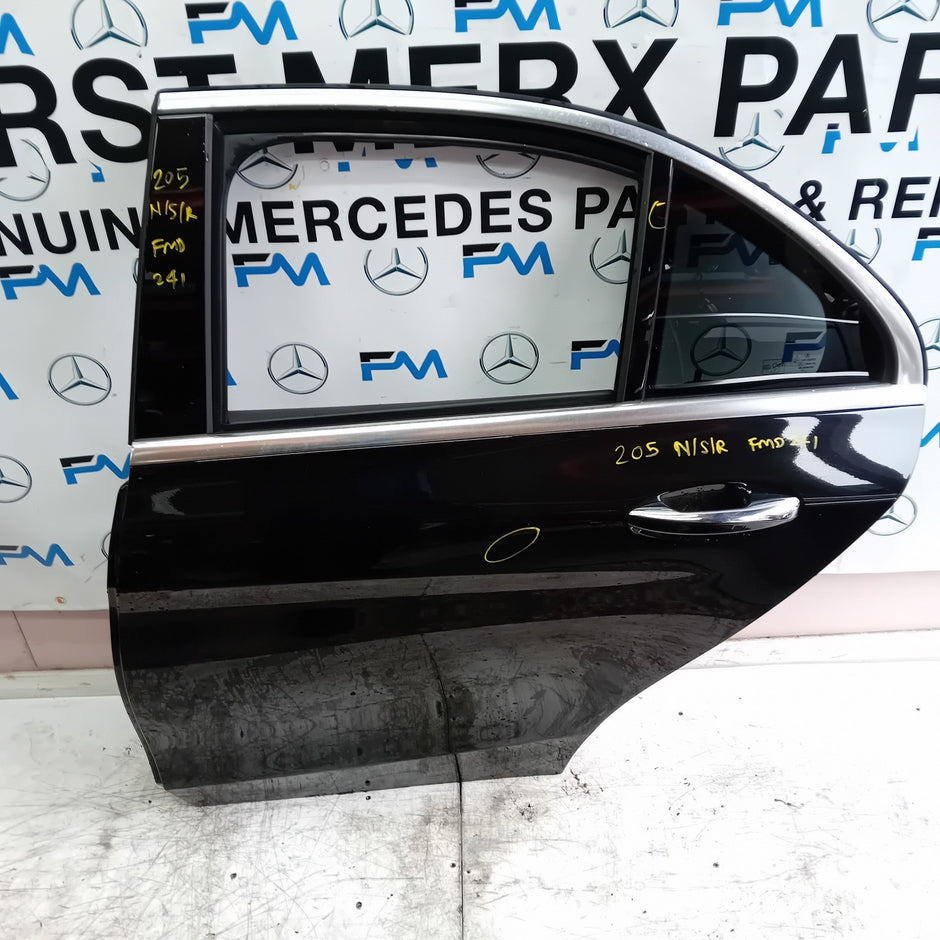 MERCEDES C-CLASS W205 SLN PASSENGER REAR DOOR NSR BLACK 2014 ON COMPLETE FMD241