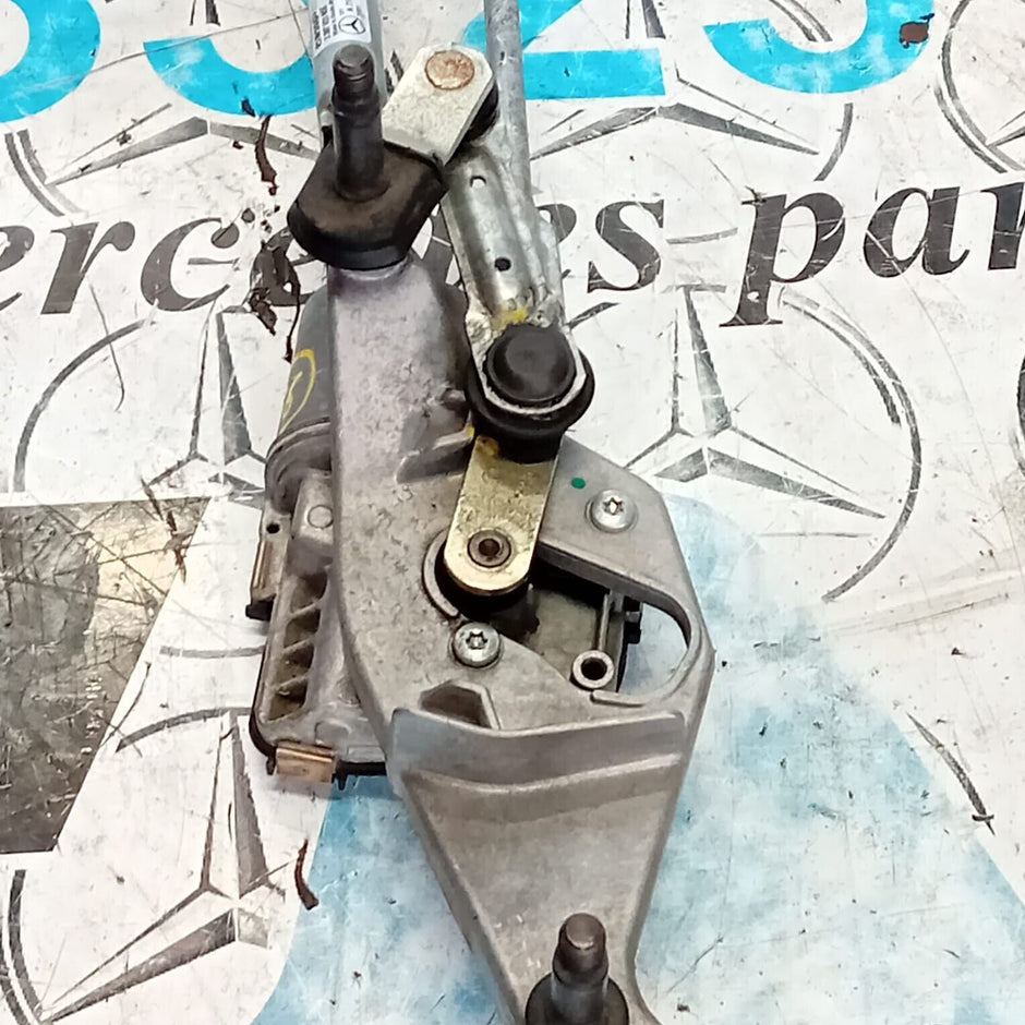 MERCEDES BENZ E-CLASS W213 RHD FRONT WIPER MOTOR & LINKAGE A2138207402