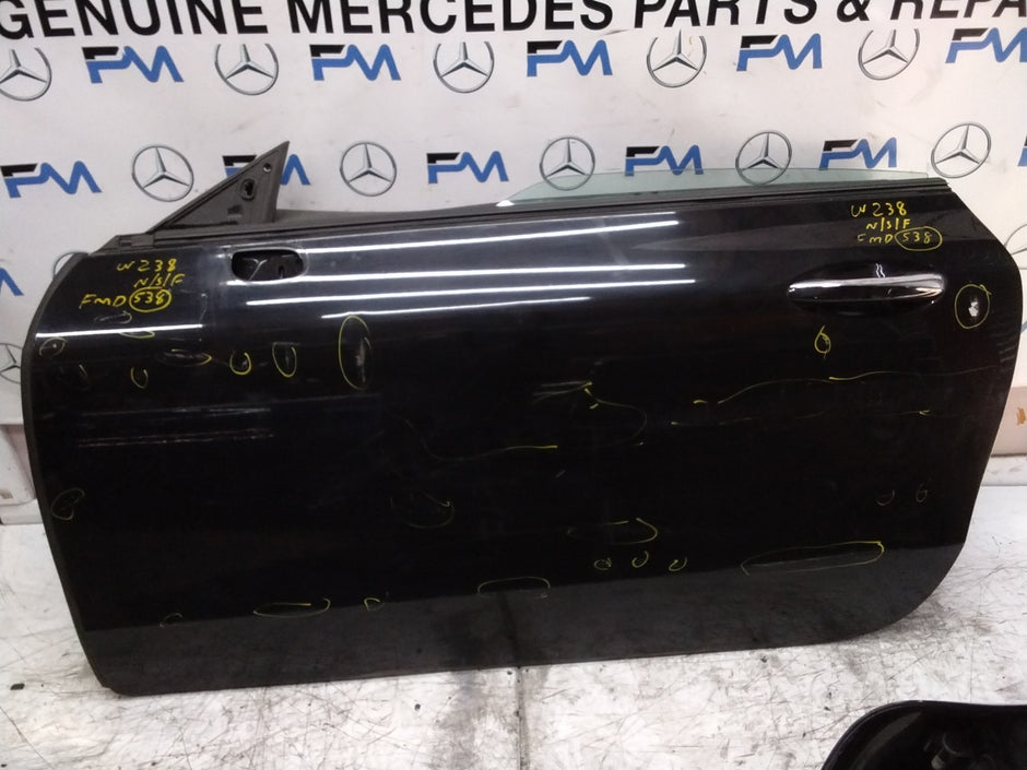 MERCEDES E-CLASS W238  PASSENGER FRONT DOOR NSF BLACK 2017 ONWARDS COMPLT FMD538