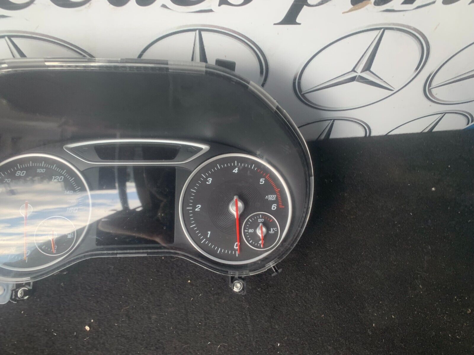 Mercedes A Class W176 2012 - 2018 1.5 Diesel Instrument Cluster Speedometer