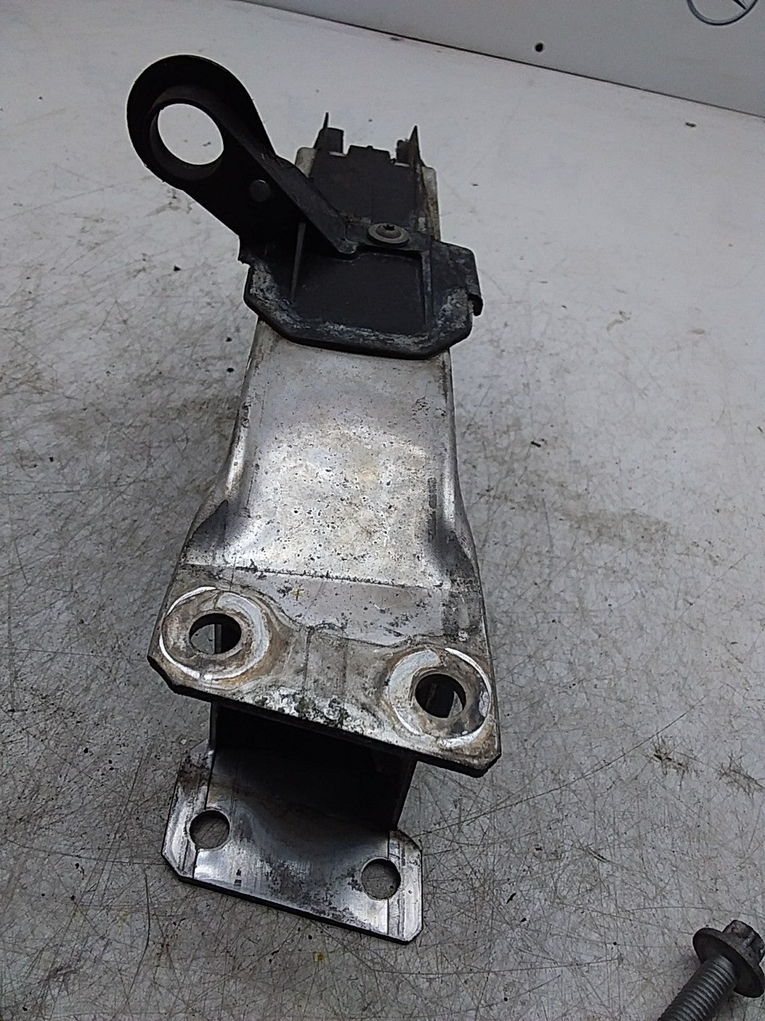 MERCEDES B-CLASS W246 BUMPER DEFORMATION MOUNT RIGHT SIDE A2466200195 FMR273