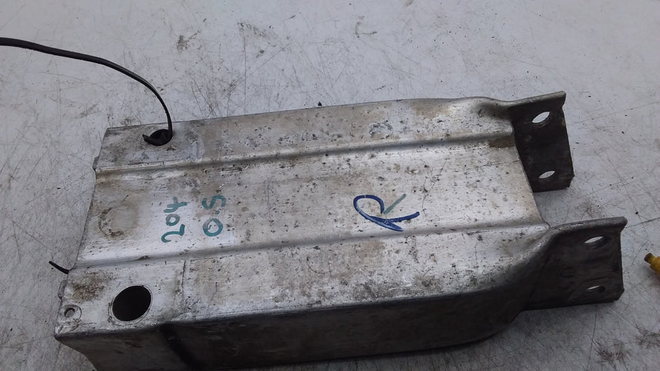 MERCEDES BENZ C-CLASS W204 RIGHT SIDE FRONT CRASH BAR SUPPORT A2046200995 FMR409