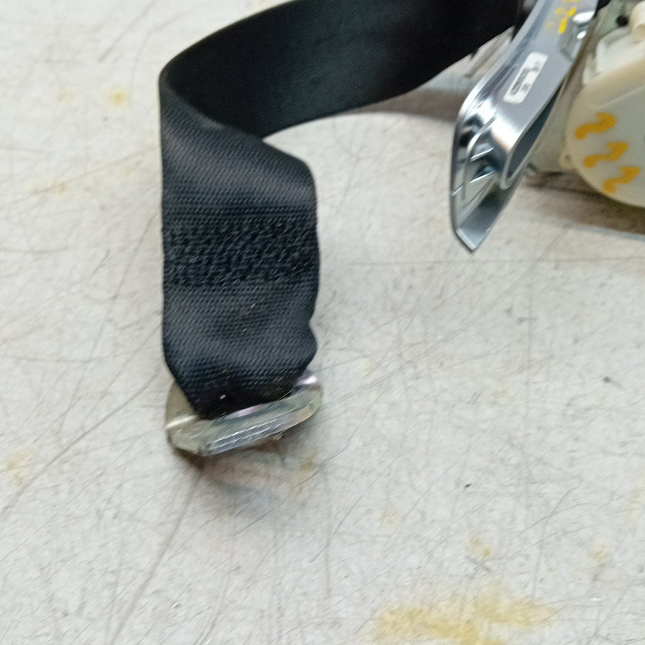 MERCEDES S-CLASS W222 PASSENGER LEFT SEAT BELT BLACK A2228600785 2015 FM001452