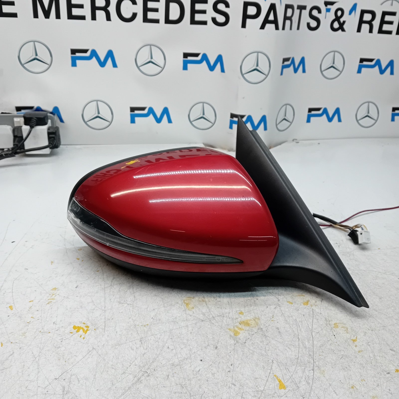 MERCEDES C-CLASS  W205 DRIVER SIDE WING MIRROR A2058102016 RED PL FMM40