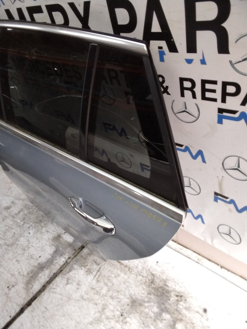 MERCEDES C-CLS W205 EST PASSENGER REAR DOOR NSR SILVER 2014-21 COMPLETE FMD579