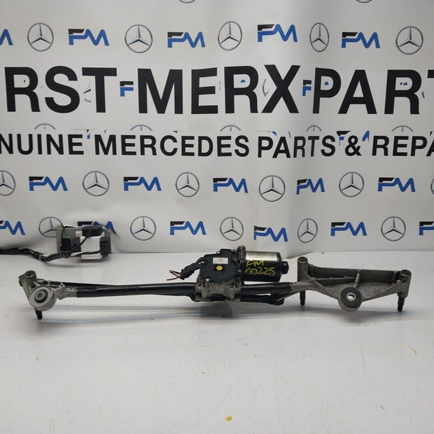 MERCEDES-BENZ A CLA GLA 2015-2018 Wiper Motor Front & Linkage A1769061900FM00225