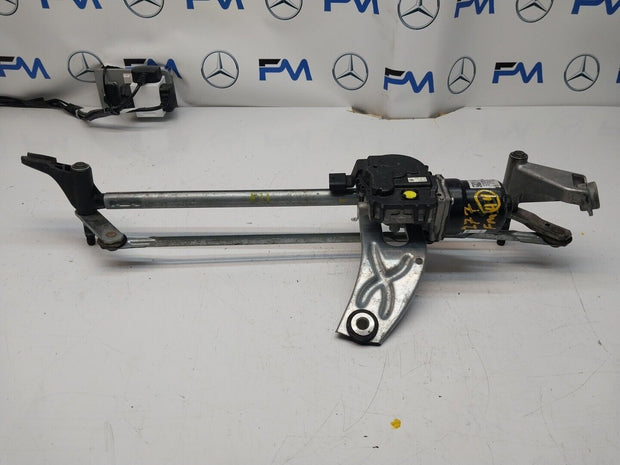 MERCEDES-BENZ A CLASS W177  FRONT WIPER MOTOR WITH LINKAGE A1779064801 FM00237