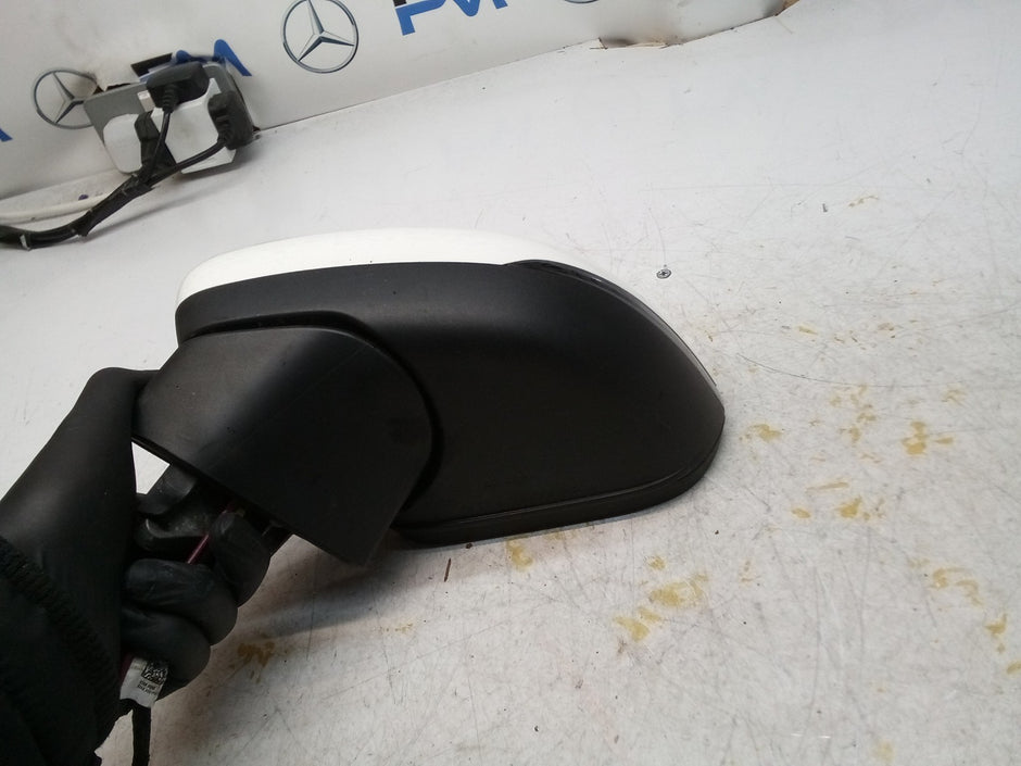 MERCEDES A-CLASS  W177 PASSENGER SIDE WING MIRROR A1778104303 WHITE FMM31