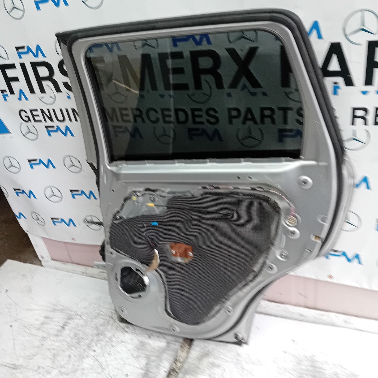 MITSUBISHI OUTLANDER MK3 DRIVER SIDE REAR DOOR OSR SILVER 2013 FMD412