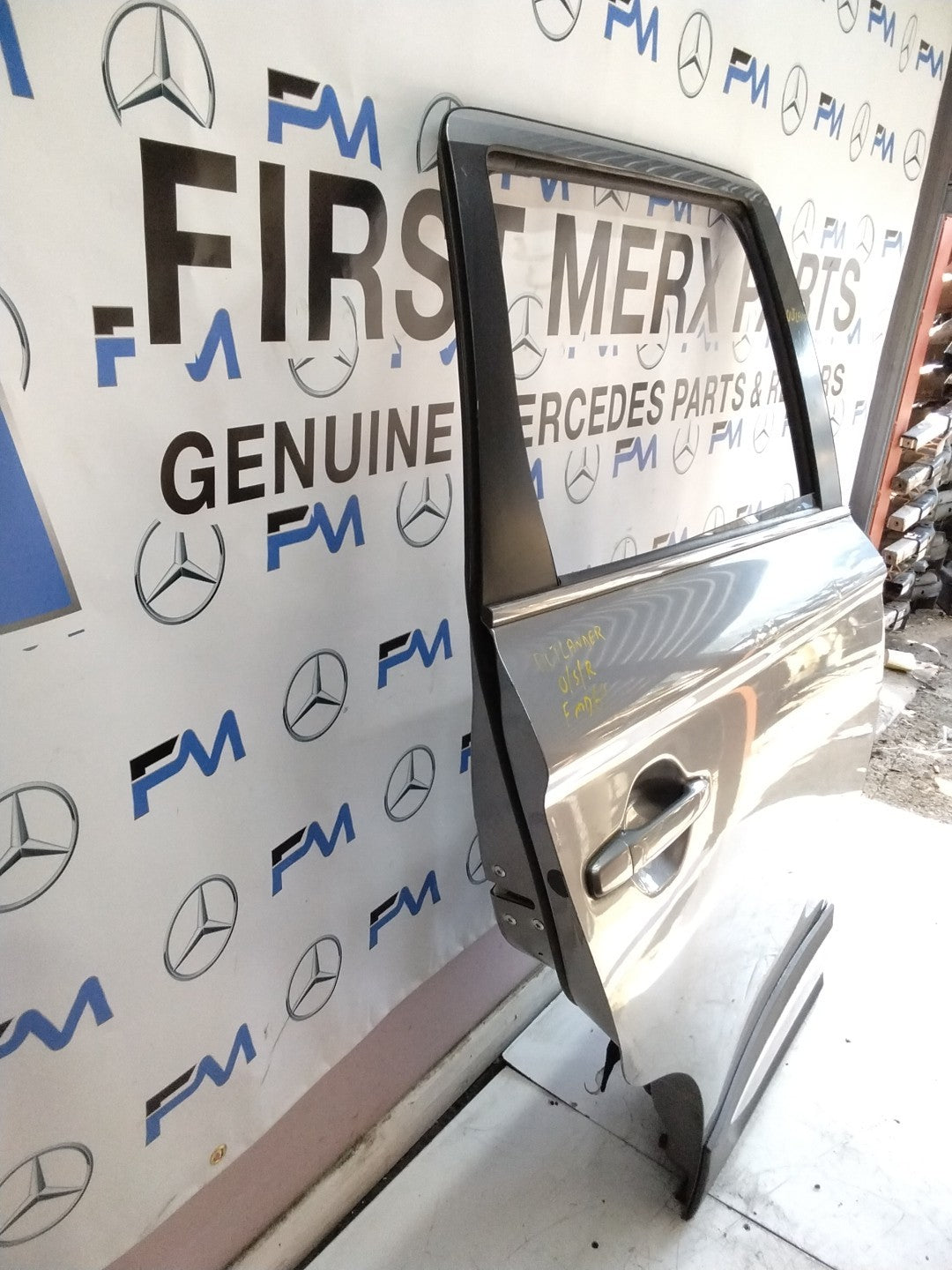 MITSUBISH OUTLANDER DRIVER SIDE REAR DOOR O/S/R  GREY FMD69