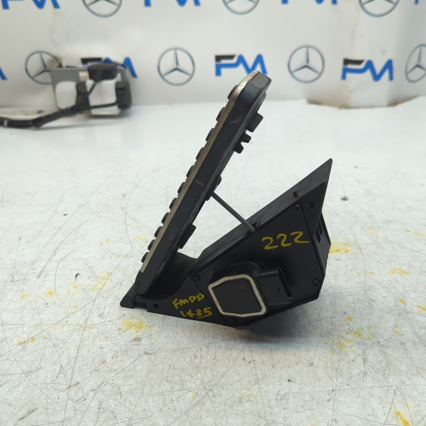 MERCEDES S CLASS W222 ACCELERATOR THROTLE PEDAL A2223001100 FM001425