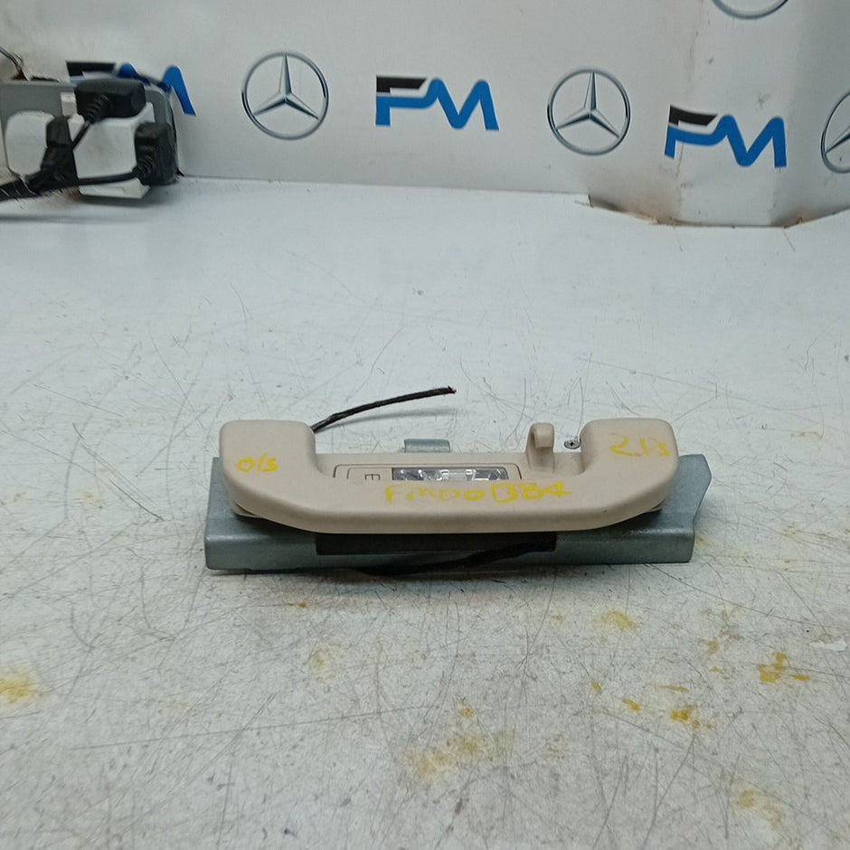 MERCEDES BENZ E-CLASS W213 RIGHT DRIVER ROOF HANDLE A0998150100 FM001384