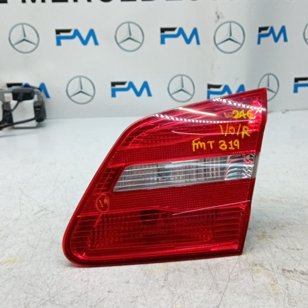 MERCEDES BENZ B-CLASS INNER DRIVER REAR TAIL LIGHT IOR  2015 A2468200864 FMT319