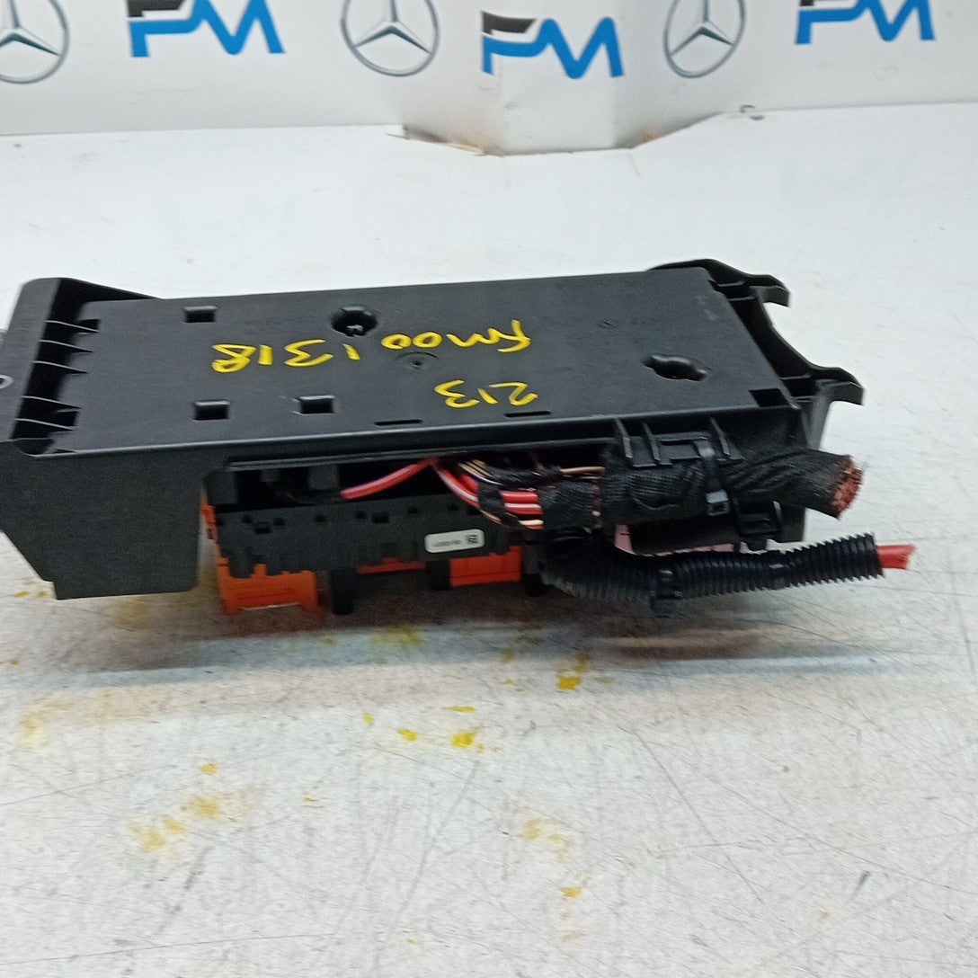 MERCEDES BENZ  E-CLASS  W213 FUSE RELAY JUNCTION BOX 2016  FM001318