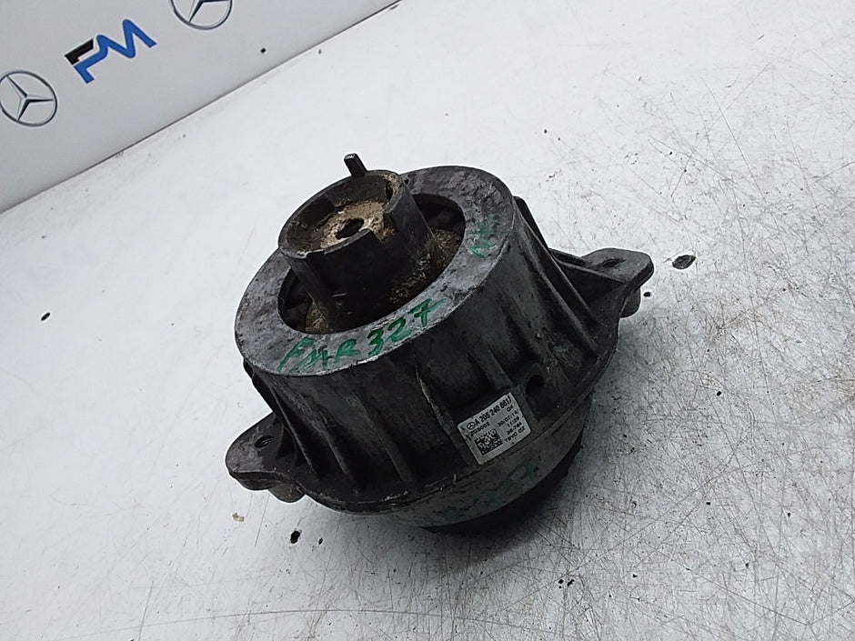 MERCEDES BENZ  C-CLASS W205  ENGINE MOUNT LEFT NS A2052406617 FMR327