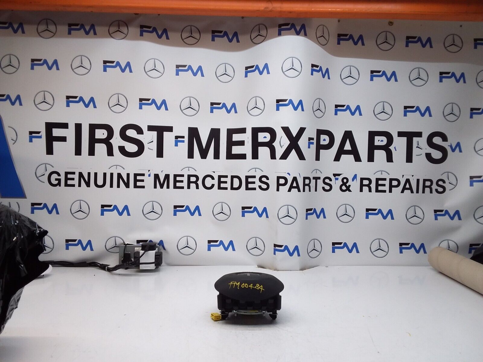 MERCEDES C-CLASS W205 STEERING WHEEL AIRBAG 308998798162-AD FM00484