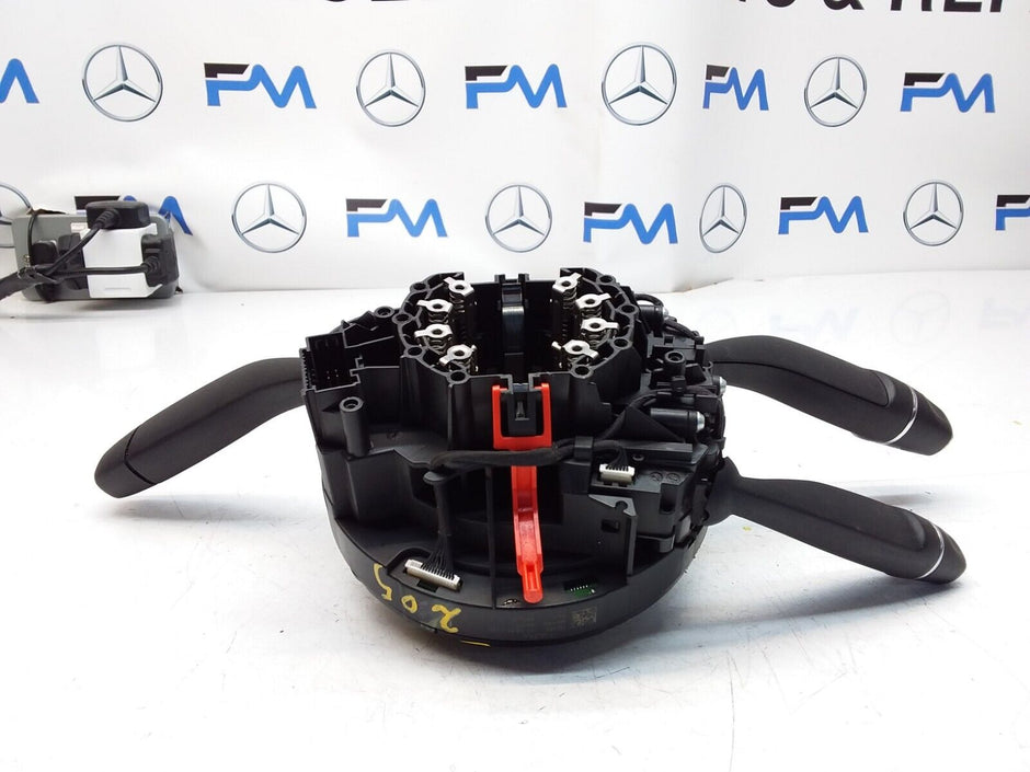 Mercedes C-CLASS W205 INDICATOR/WIPER GEAR SELECT + SQUIB  2013 FM00579