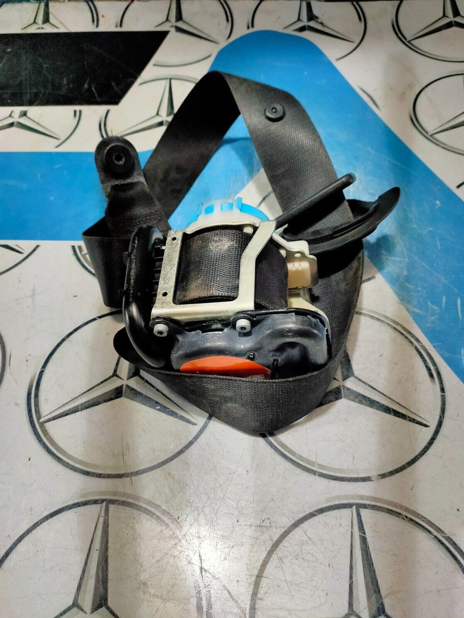 MERCEDES A CLASS SEAT BELT FRONT LEFT SIDE A1768600185 W176 2012 - 2018