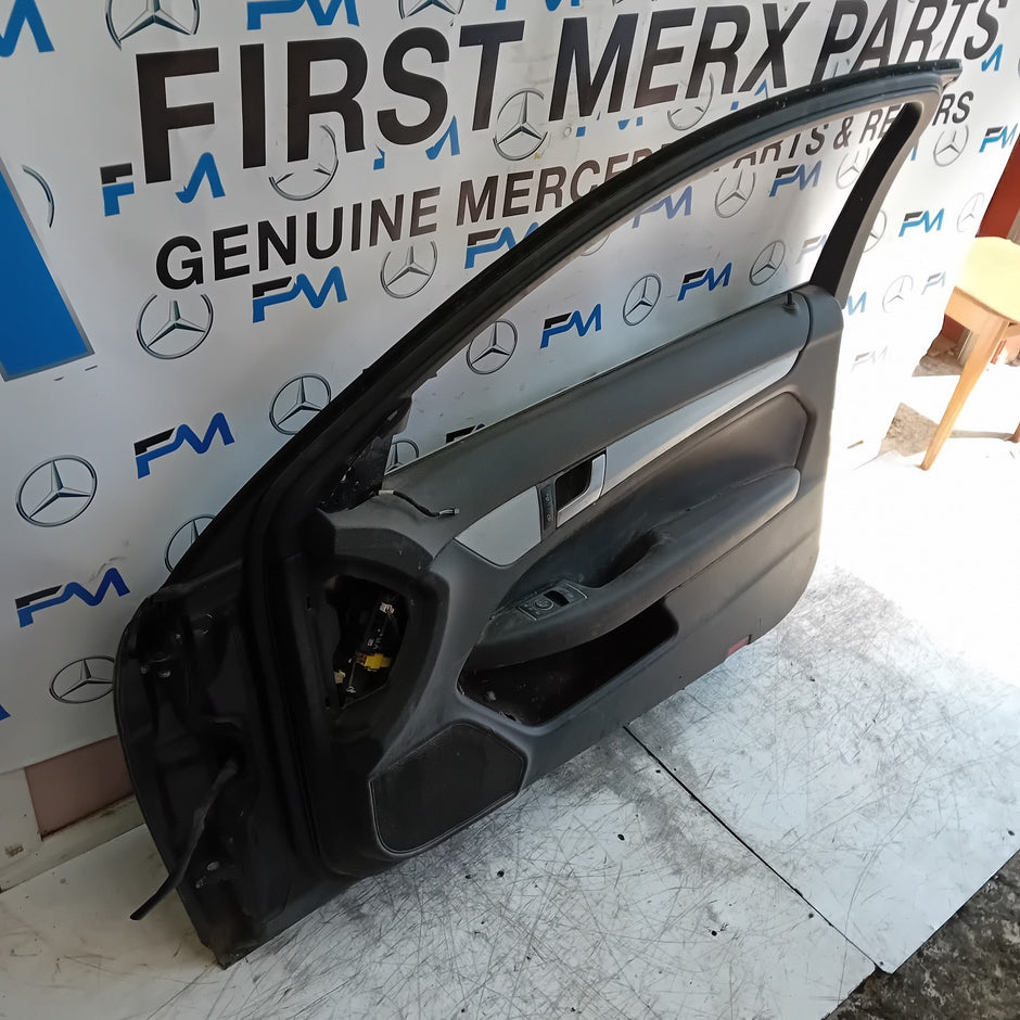 MERCEDES BENZ C-CLASS W212 DRIVER FRONT DOOR OSF 2012 GREY FMD524