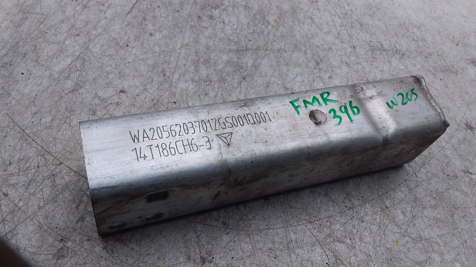 MERCEDES C-CLASS  FRONT LOWER REINFORCEMENT CRASH ABSORBER A2056203701  FMR396