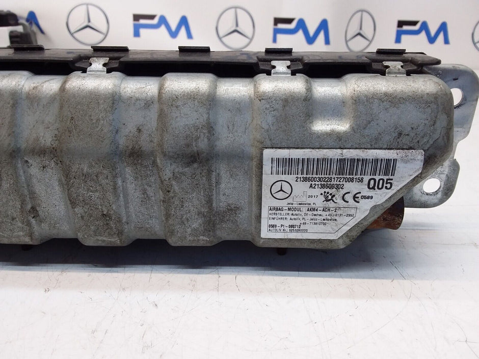 2017 MERCEDES BENZ A-CLASS W213 DRIVER SIDE KNEE AIRBAG A2138600302 FM00329