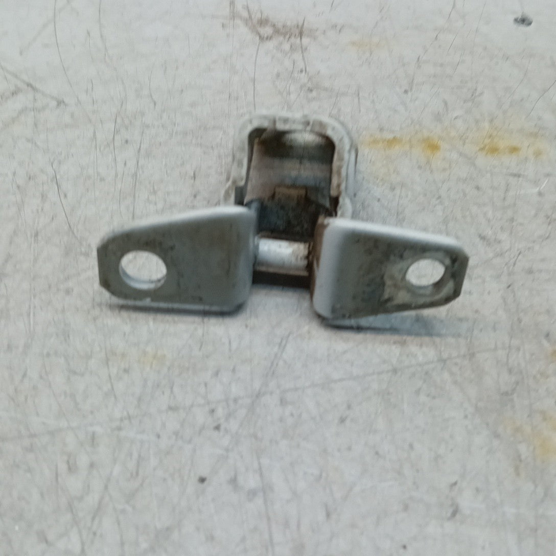MITSUBISHI OUTLANDER MK3  FRONT DOOR HINGE PANEL A521 A046834 FM001638