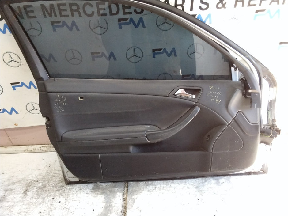 MERCEDES C-CLS W203 SLN PASSENGER FRONT DOOR NSF SILVER 2001-04  FMD591