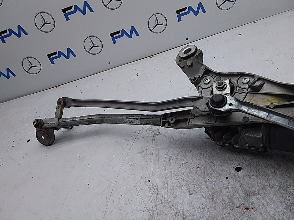 MERCEDES C-CLS W204 WIND SCREEN WIPER LINKAGE AND MOTOR A2048201140 FMR299