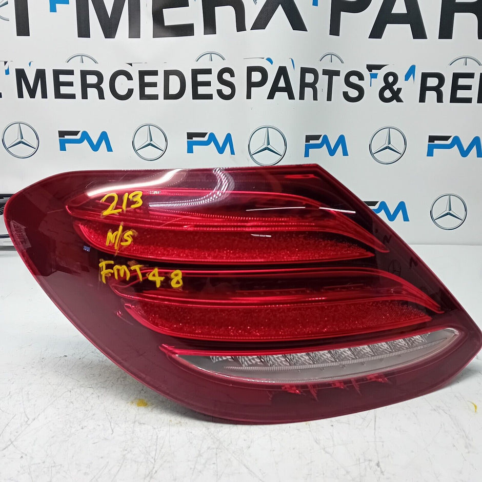 MERCEDES E-CLASS W213 2017 REAR PASSENGER N/S TAIL LIGHT A2139067700 FMT48